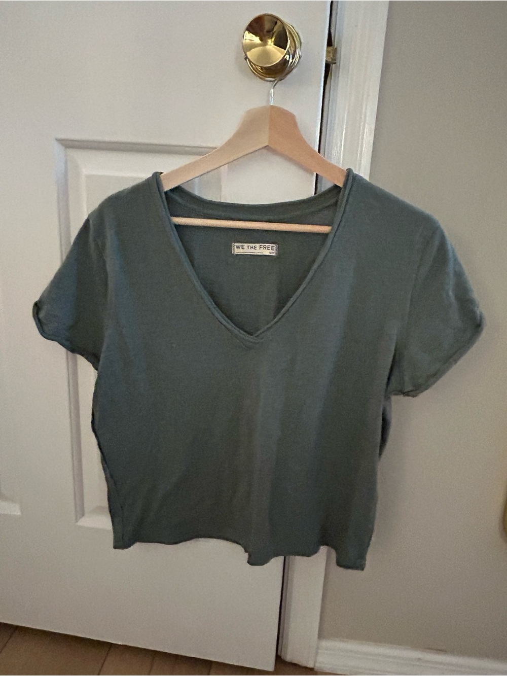 We The Free Olive V-Neck Boxy Crop Tee